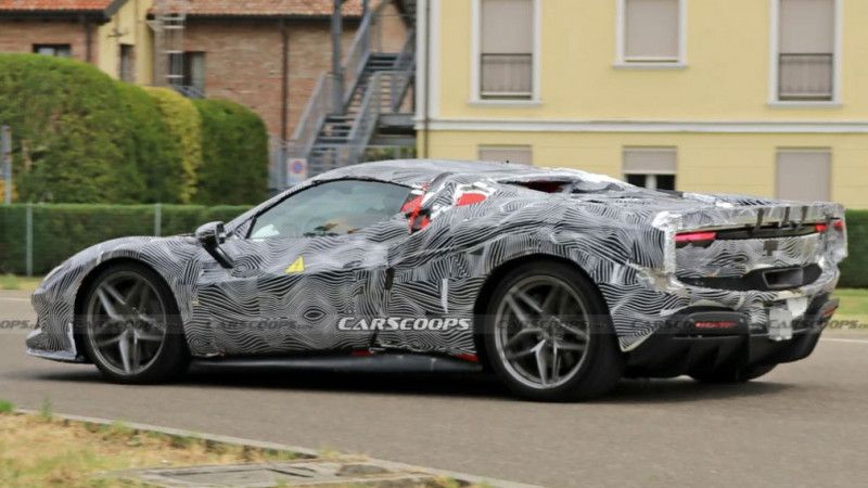 Ferrari опублікувала перше зображення своєї новинки