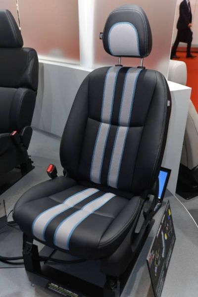 «Умное» автомобильное кресло предупредит водителя об опасности