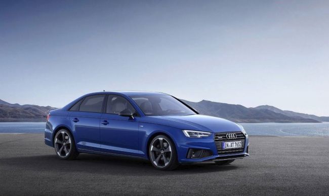 Audi А4 Sedan и A4 Avant представлены в Европе с дискретными изменениями (ФОТО)
