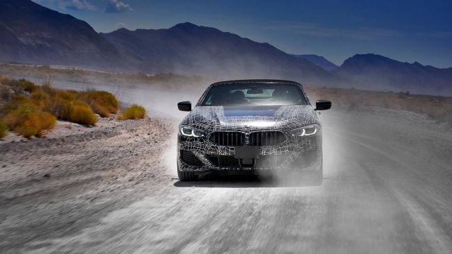 Белое солнце пустыни: BMW знакомит с фотографиями кабриолета 8-й серии