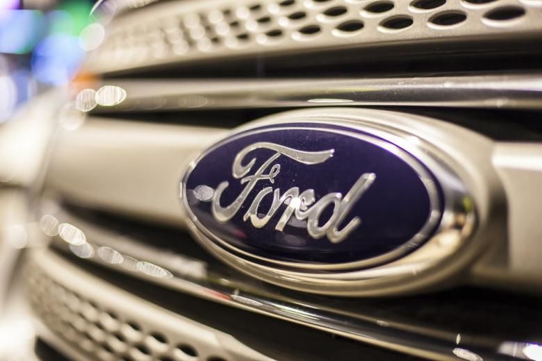 Ford сокращает производство на ряде заводов
