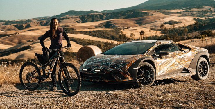 Lamborghini представлять одразу дві нові позашляхові моделі (ВІДЕО)