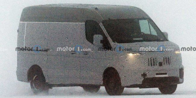 Новий Renault Master показали на шпигунських знімках