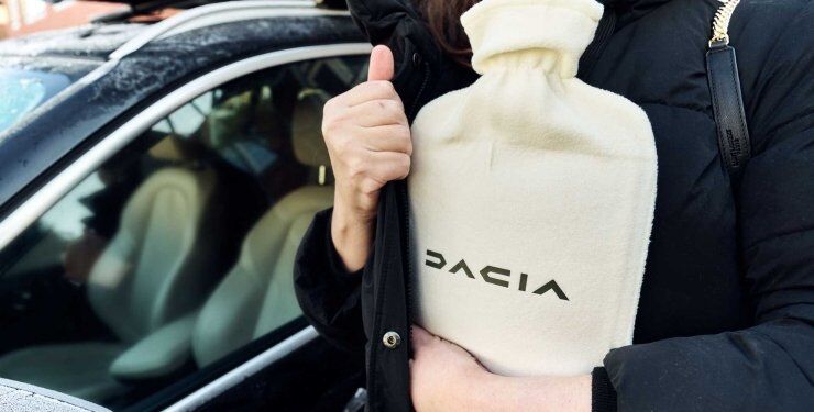 Dacia висміяли підписку BMW на підігрів сидінь