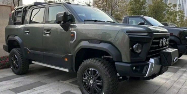Китайці представили брутальний позашляховик із величезним дизельним двигуном