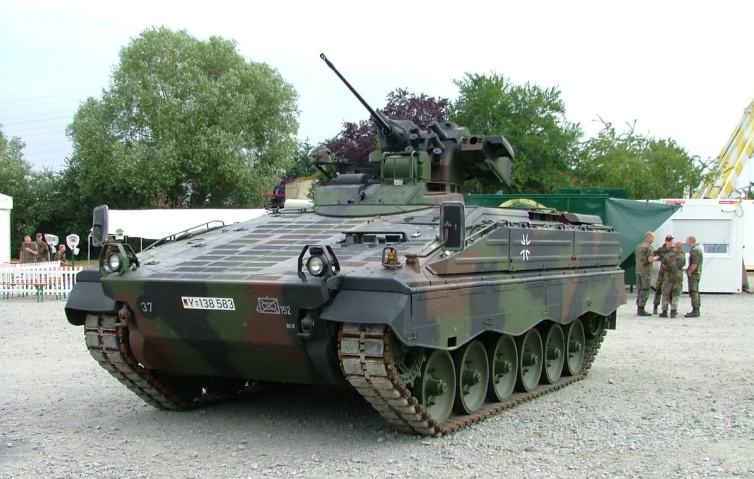 Українські військові отримають сучасні німецькі бойові машини