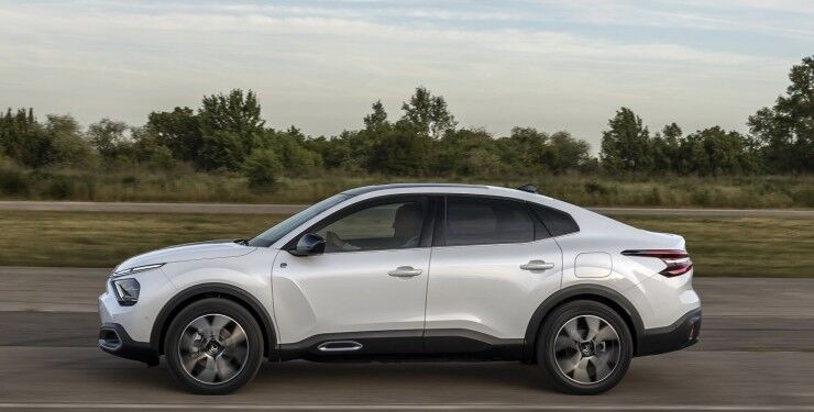 В Україні з'явиться оригінальний седан-кросовер Citroen з великим багажником