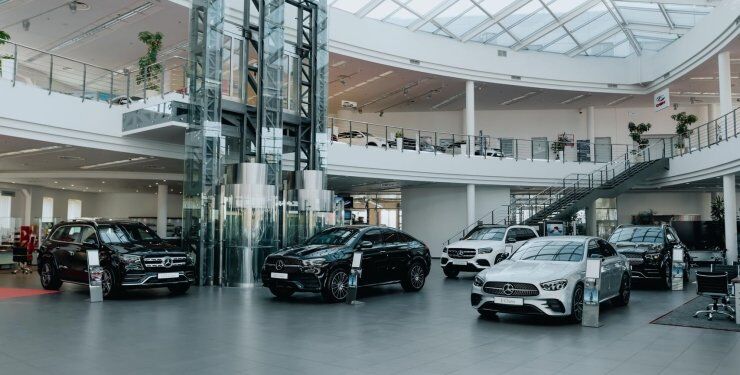 Авторинок України розпочав 2023 рік із серйозного падіння