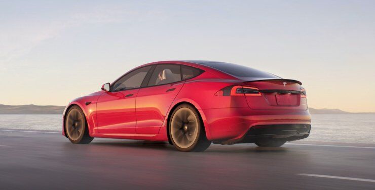 На електрокарах Tesla Model S та Model X виявили махінації з гальмами