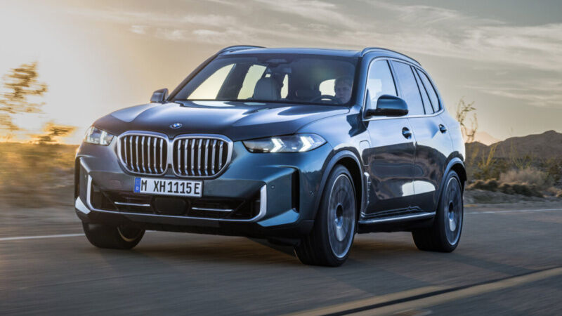 BMW продовжує розробляти бензинові мотори, незважаючи на майбутню заборону ДВЗ