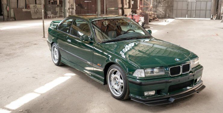 Старе купе BMW пішло з молотка за ціною сучасного суперкара