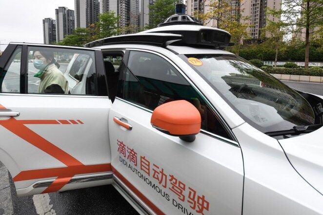 В Китаї почали курсувати безпілотні таксі DiDi