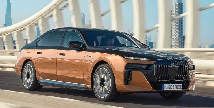 BMW презентували свій найпотужніший і найрозкішніший електромобіль