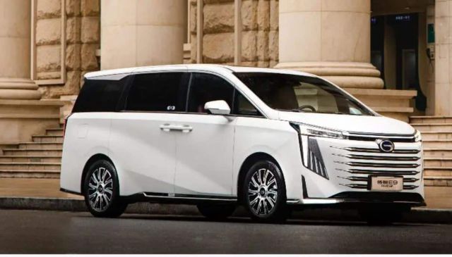 GAC створив цікавий мінівен Trumpchi E9