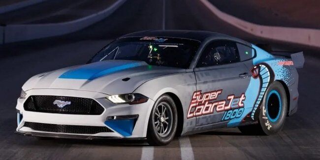 Представлено надпотужніший електрокар Ford Mustang Super Cobra Jet 1800