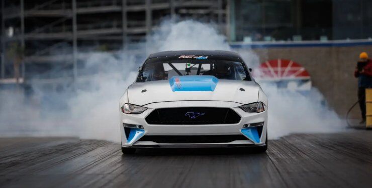 Представлено унікальний 1800-сильний електрокар Ford Mustang