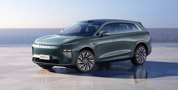 Презентовано флагманський електрокросовер від Chery