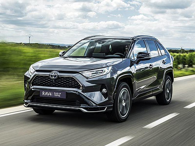 Стало відомо, які 20 гібридних авто найбільш популярні у українців
