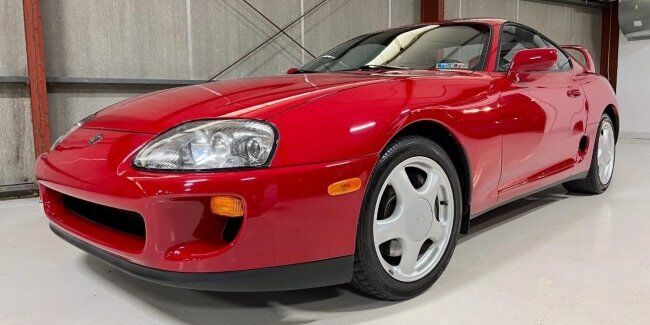 У США на аукціоні продали Toyota Supra 1994 року (ВІДЕО)
