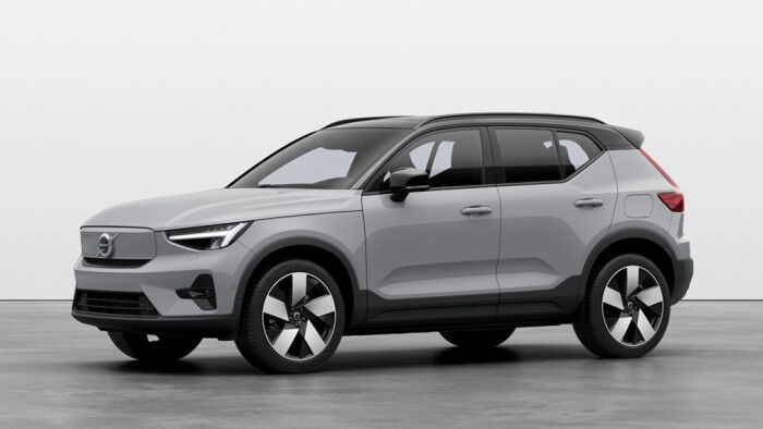 Електрокросовер Volvo XC40 Recharge перевірили у лосиному тесті
