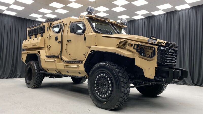 Німеччина передасть Україні броньовані автомобілі на шасі Ford F-550