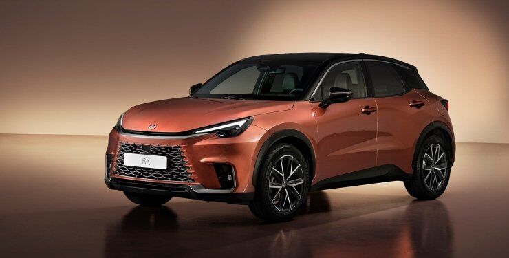 Представлено найкомпактніший кросовер Lexus