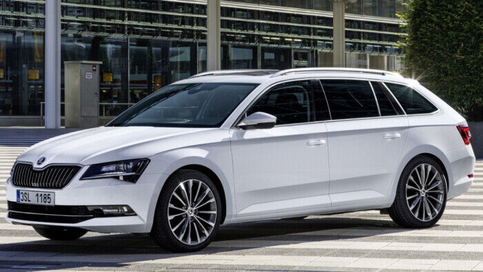 З’явилася перша інформація про оновлений універсал Skoda Superb Combi