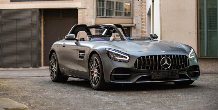 На аукціон виставили неймовірно рідкісний спорткар Mercedes-AMG без лобового скла