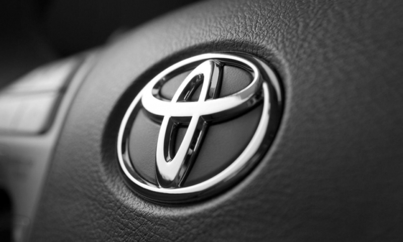 Toyota розробляє електромобілі, які проїжджатимуть без підзарядки 1200 км