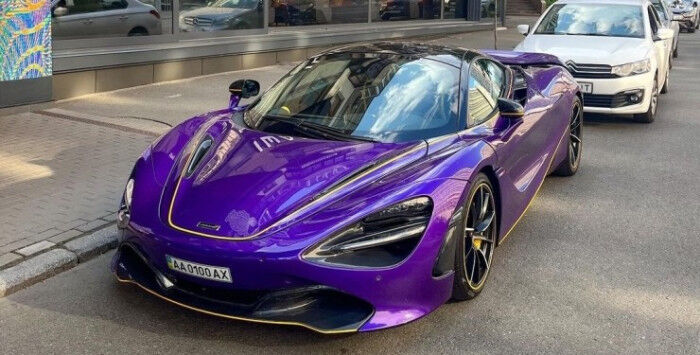 У Києві засвітився McLaren 720S