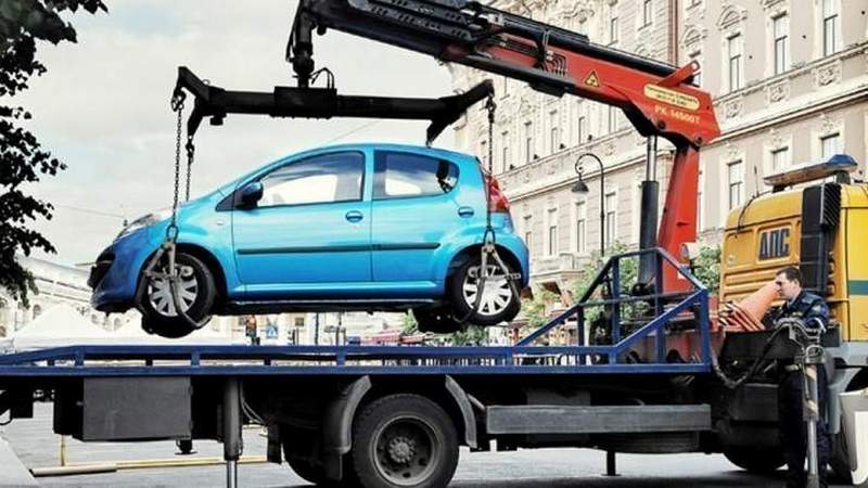 В Україні збільшили список підстав для евакуації авто: за що можуть забрати