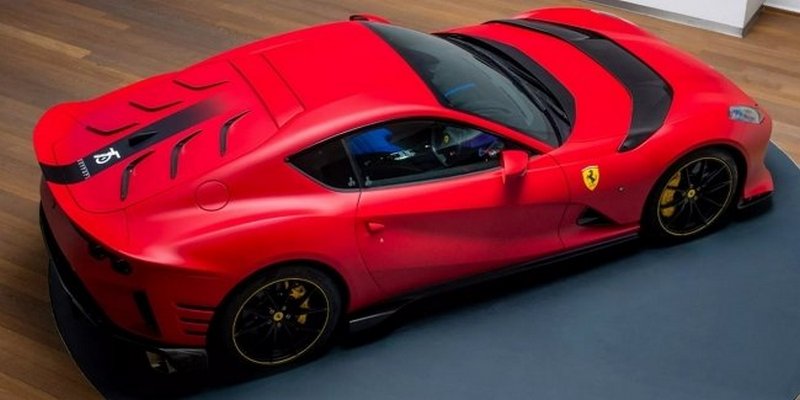 Ferrari представила унікальний суперкар на честь 75-річчя бренду