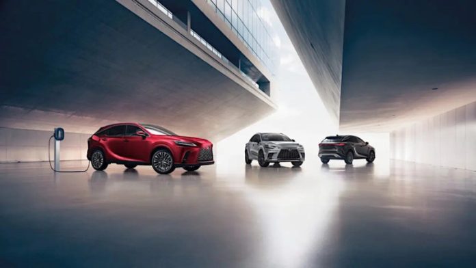 Lexus представив гібридний Lexus RX450h+ 2024 року