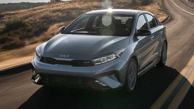 Компанія Kia представила седан Forte 2024