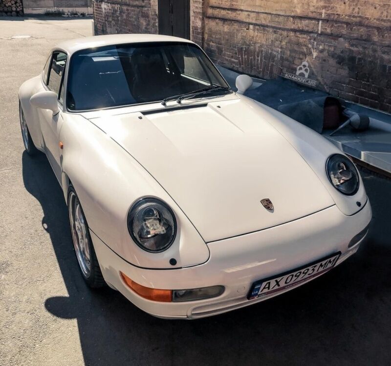 В Україні помітили культовий спорткар Porsche (ФОТО)