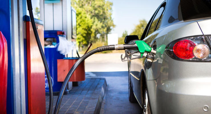 На українських АЗС може значно подорожчати автогаз