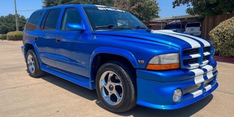 На аукціон виставлено унікальний спортивний позашляховик Dodge Durango Shelby SP 360