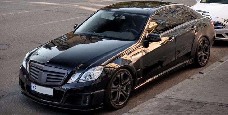 В Україні з’явився дуже рідкісний седан Mercedes Brabus (ФОТО)