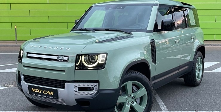 В Україну привезли ексклюзивний позашляховик Land Rover Defender (ФОТО)