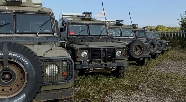 Українські військові отримають броньовані Land Rover (ФОТО)