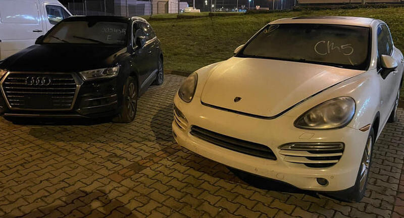 Навіщо для “потреб ЗСУ” ввозять Porsche Cayenne та Audi Q7 (ФОТО)