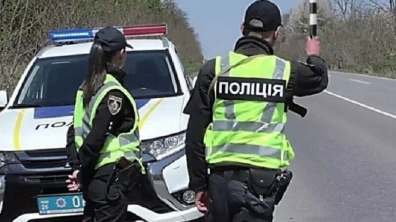 За що водіїв точно зупинить поліція: 5 речей, які приваблюють патрульних