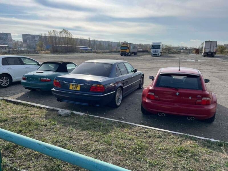 В Україні помітили колекційні заряджені BMW 90-х вартістю понад 100 000 євро (ФОТО)