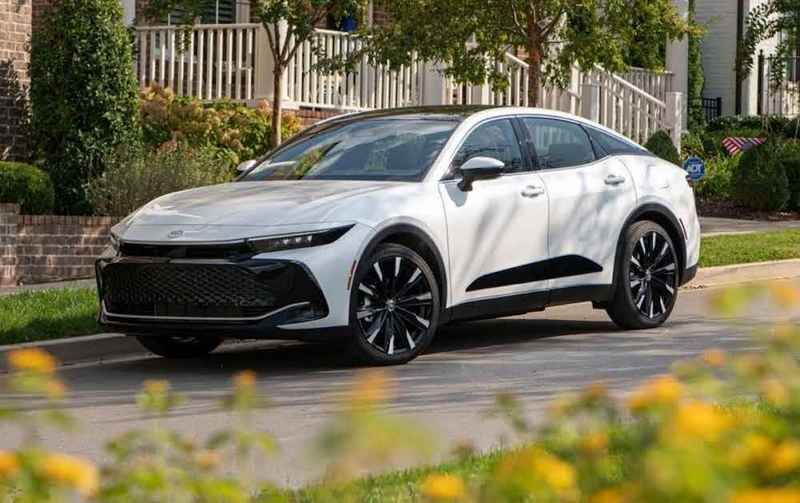Toyota перетворить свій недорогий седан на суперника BMW і Mercedes (ФОТО)