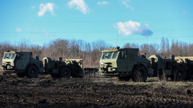 На що здатна данська «молотарка мін» Hydrema MCV910 (ФОТО)