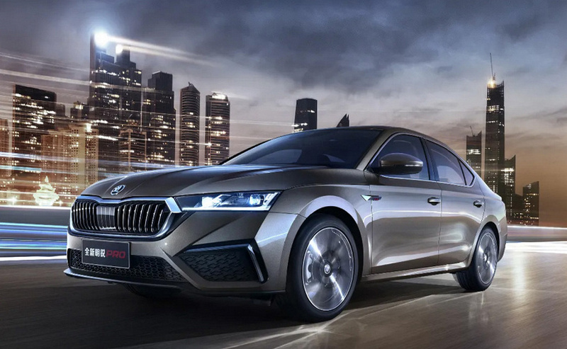 Компанія Skoda представила Octavia PRO 2024