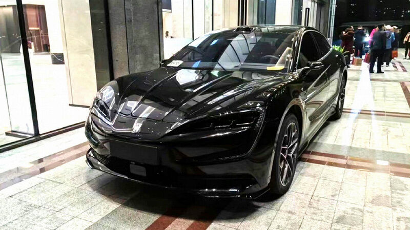 BYD показав новий електричний седан потужністю 1287 к.с. і запасом ходу до 800 км (ФОТО)