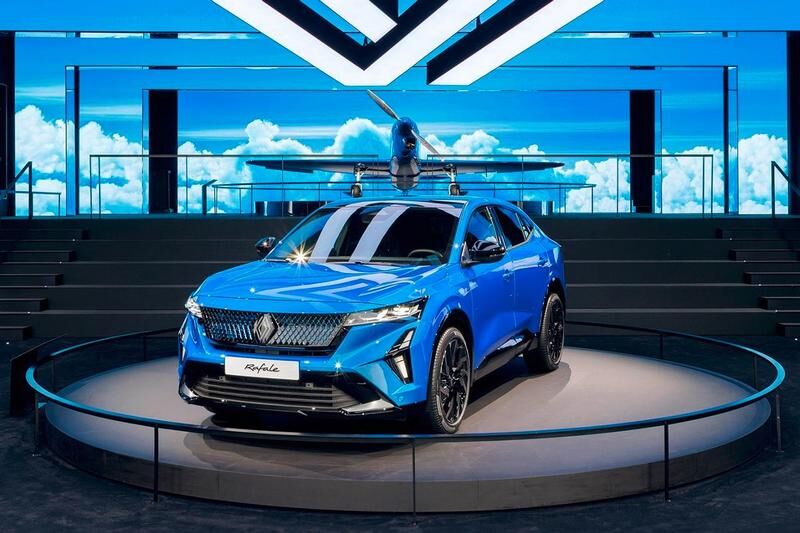 Новий суперник Toyota RAV4 від Renault: що відомо про недорогий кросовер (ФОТО)
