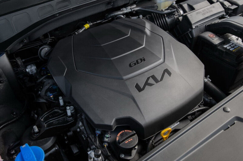 Kia відкликає велику партію нових машин: можуть вибухнути мотори (ФОТО)