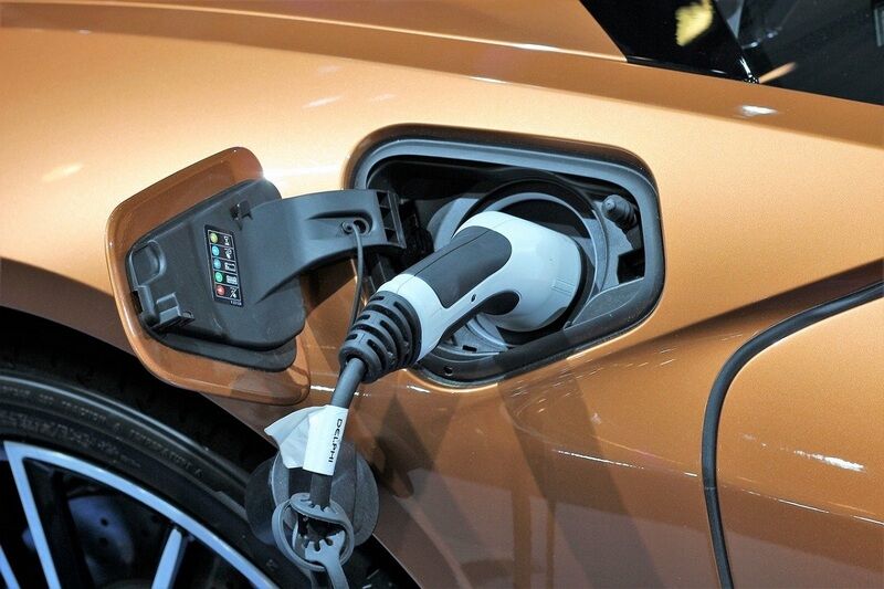 Продажі електромобілів в Україні зросли майже втричі: найпопулярніші моделі (ФОТО)